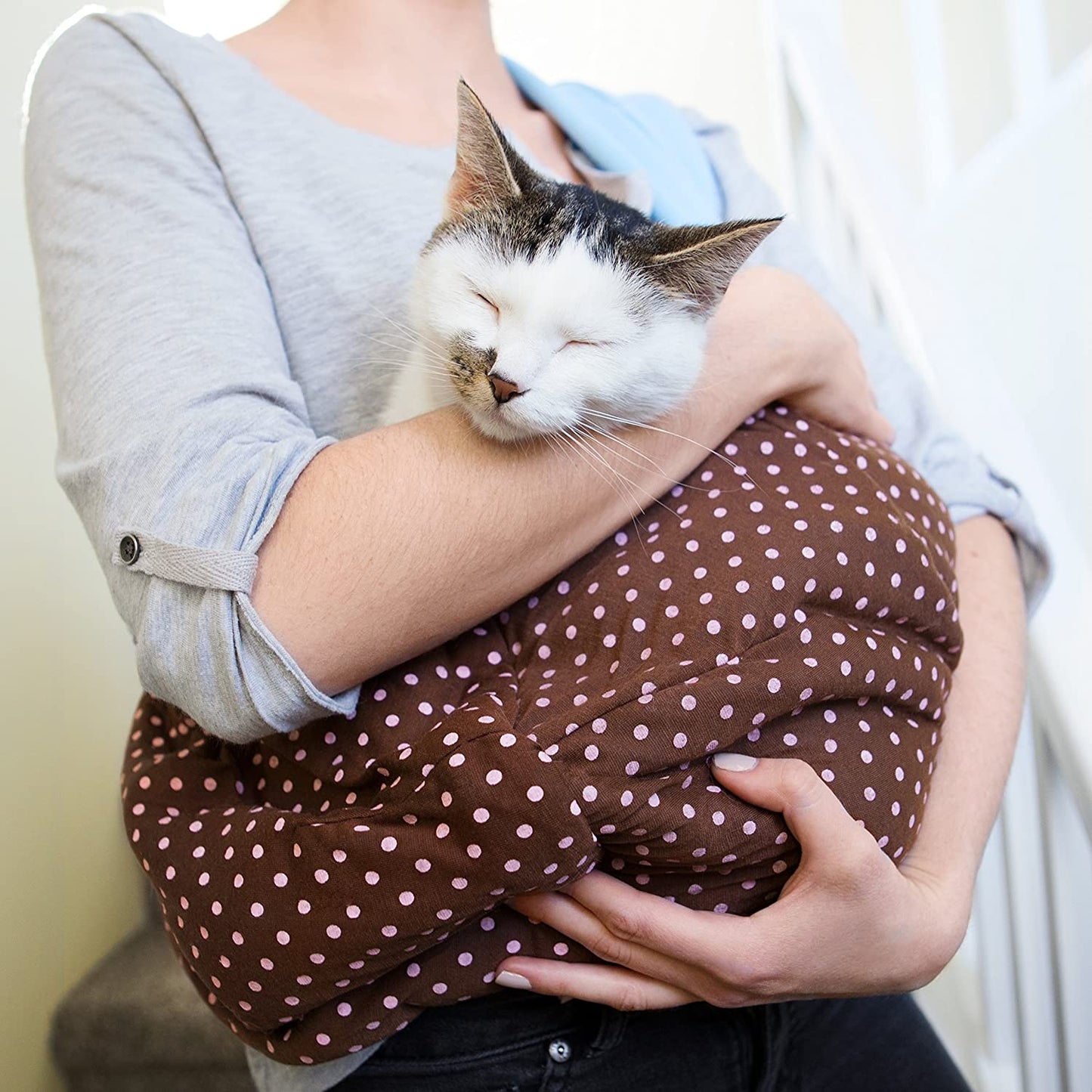 Dog and Cat Sling Carrier – Hands Free Reversible Pet Papoose Bag - Soft Pouch and Tote Design – Suitable for Puppy, Small Dogs, and Cats for Outdoor Travel